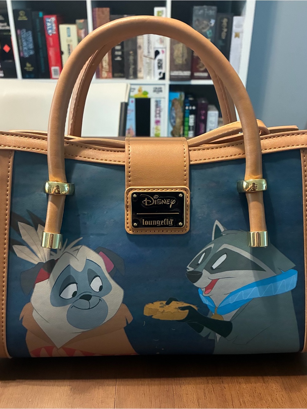 NWT Loungefly Disney Pocahontas Princess Scene Crossbody Bag - Picture 2 of 7
